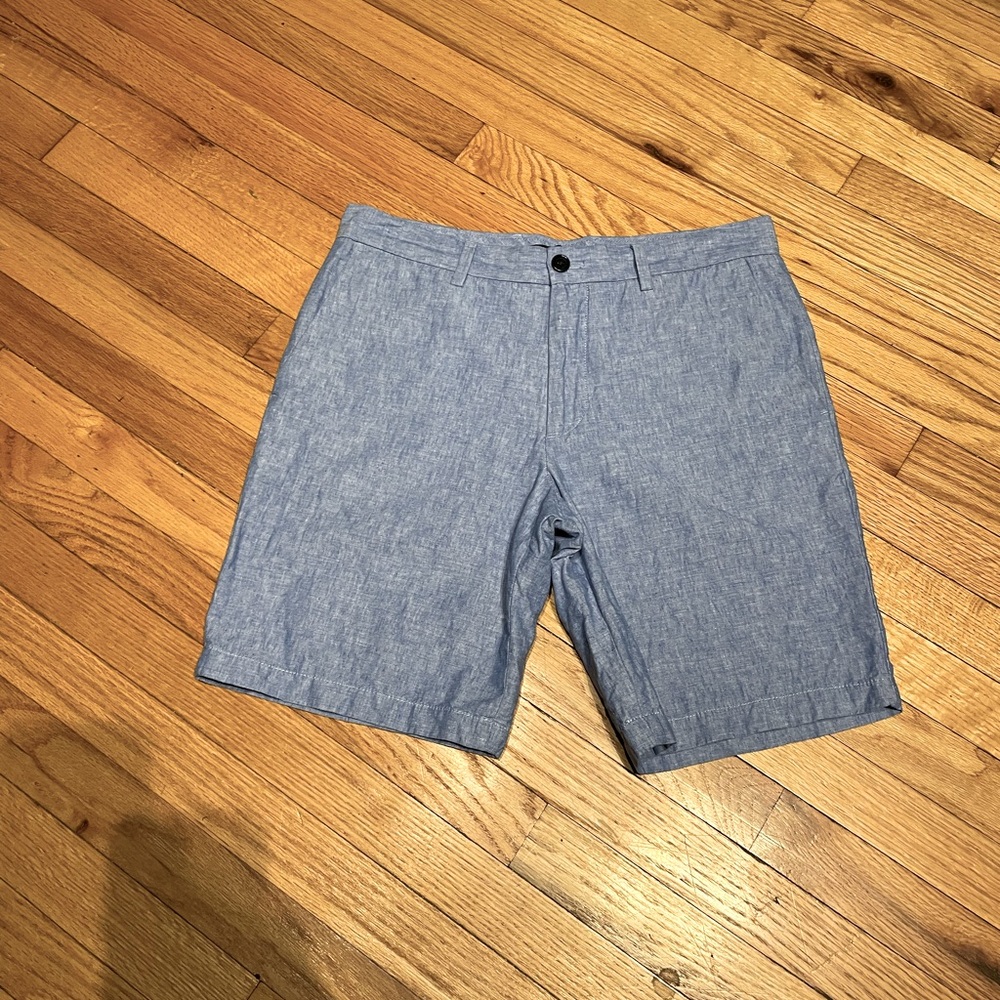 Linen Aiden Ultimate Flat Front Bermudas Chambray coastal business casual short